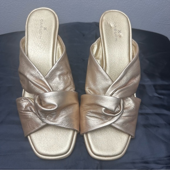 Caslon Laurette Metallic Gold Sandal Sz 8.5 - Picture 3 of 10
